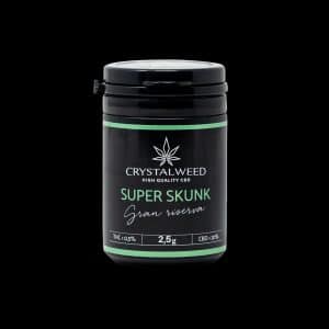 Barattolo Crystalweed “Super Skunk” Gran Riserva da 2,5 g per infiorescenza CBD su sfondo nero.