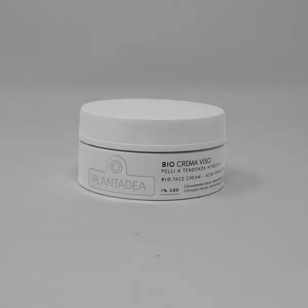 crema viso pelle acneica