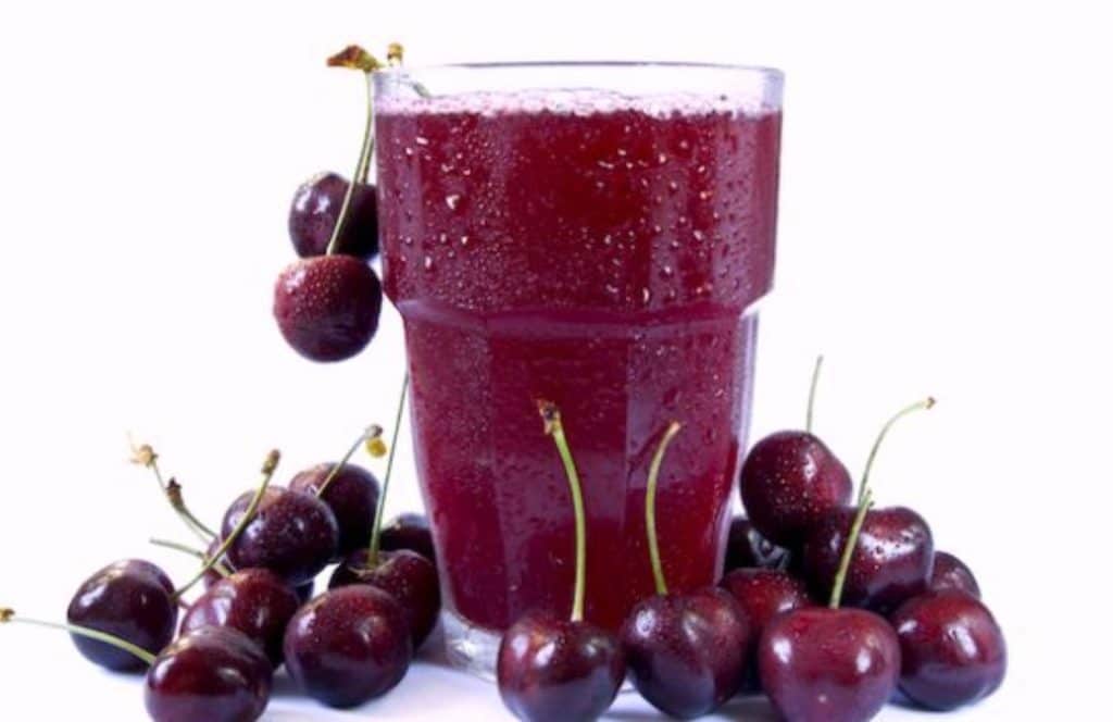 succo ciliegia foto succo di ciliegia rimedio naturale insonnia