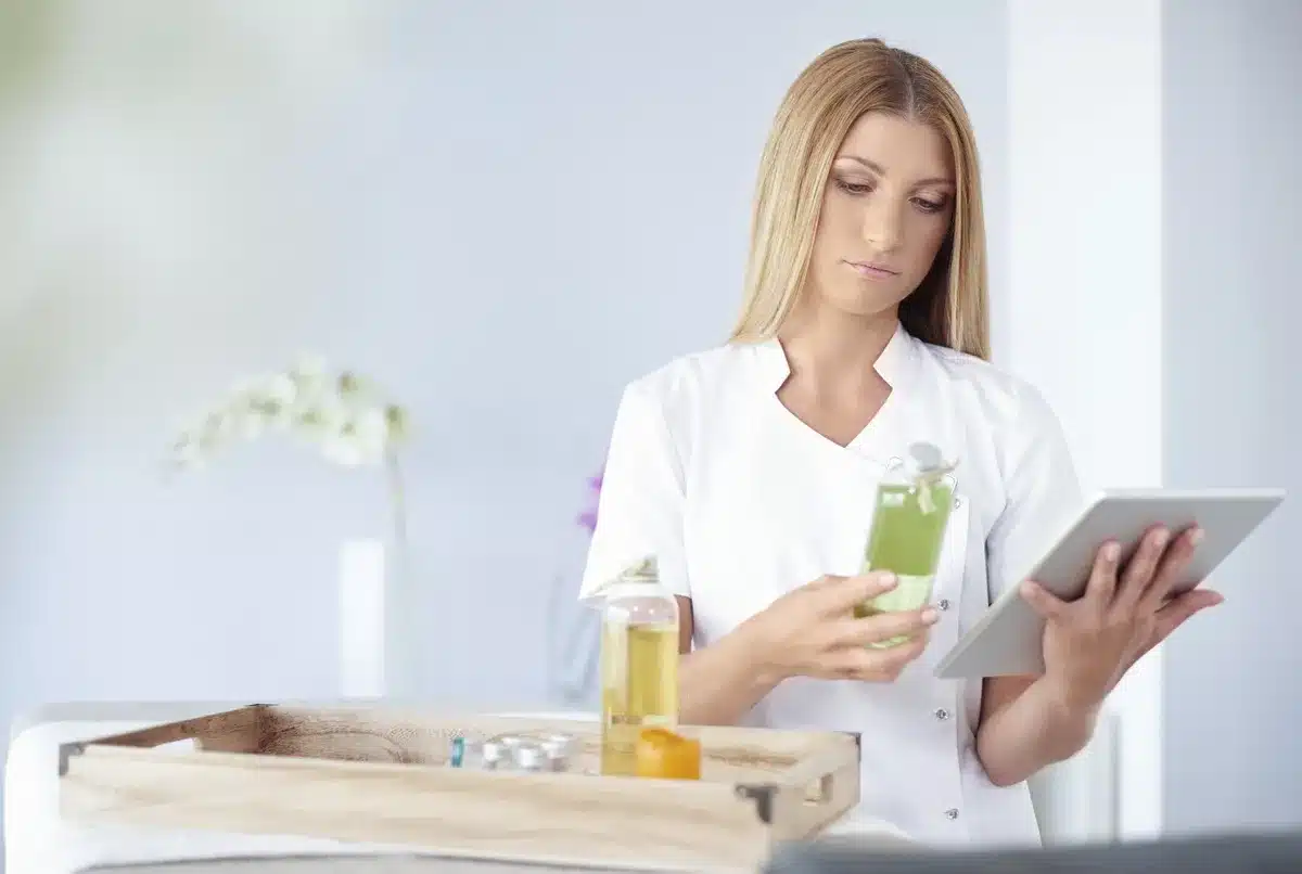legge italiana su acquisto e vendita di cosmetici al CBD